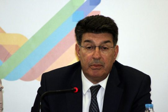 Δηλητηριώδη βέλη από τον ΣΕΒ