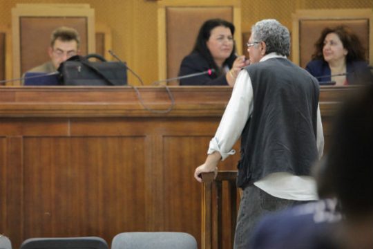 Αγανάκτηση Φύσσα για την απουσία Ρουπακιά από τη δίκη
