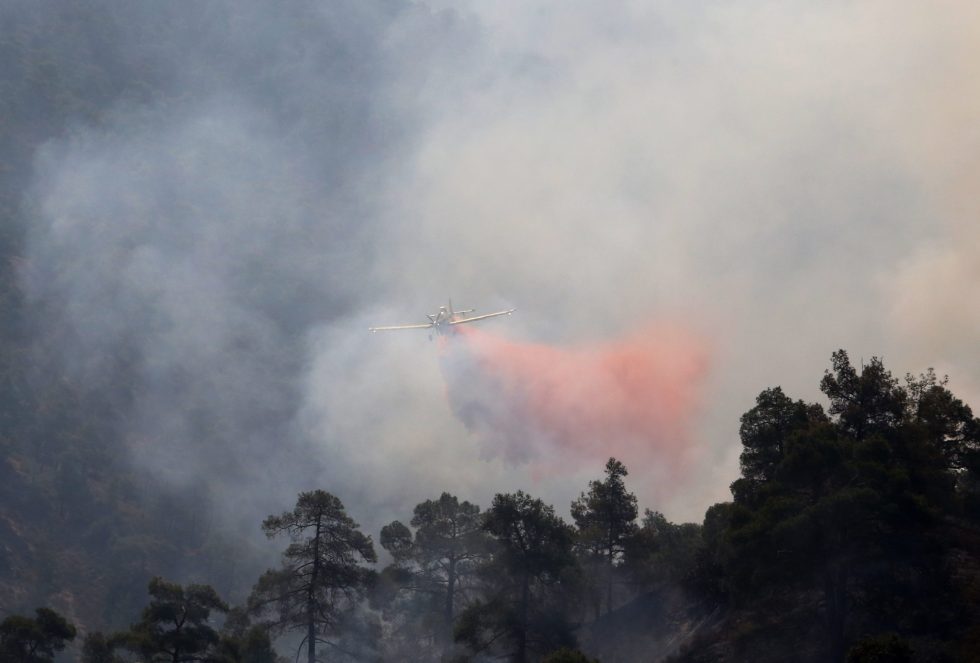Υπό πλήρη έλεγχο η μεγάλη πυρκαγιά στην Κύπρο