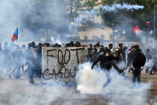 Ο Ολάντ δεν θέλει άλλες διαδηλώσεις