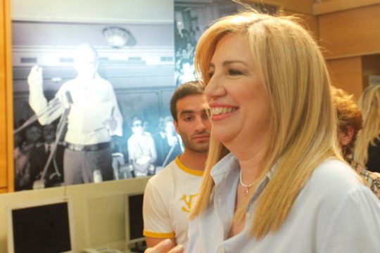 «Το μνημόνιο δεν βγαίνει όσα show και να κάνει ο Τσίπρας»