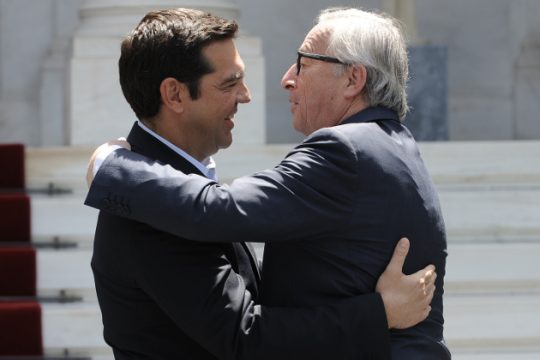 Δεν είναι φίλος των ομαδικών απολύσεων