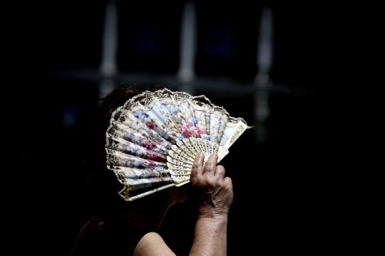 Οδηγίες για προστασία από τον καύσωνα