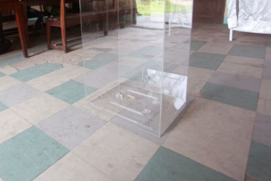 Στις κάλπες οι Ελβετοί για το βασικό τους εισόδημα