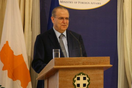 Μετά το Brexit συζήτηση για τις βάσεις στην Κύπρο
