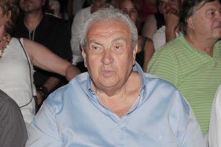 Βολές ΕΣΗΕΑ εναντίον Κοντομηνά και κυβέρνησης