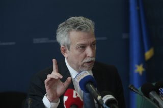 Κοντονής ή Διοίκηση ΕΠΟ – Άρχισε η αντίστροφη μέτρηση
