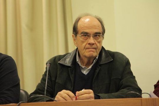 Η Κομισιόν «αδειάζει» ύποπτη ΜΚΟ
