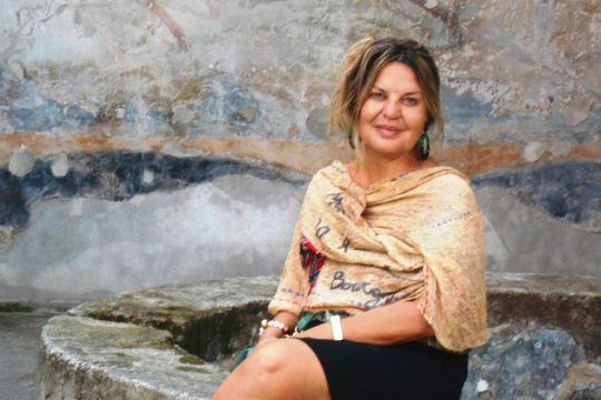 Η ηρωίδα των ερειπίων