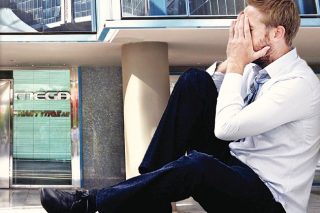 «Τα πρόσωπα παραμένουν σκυθρωπά»