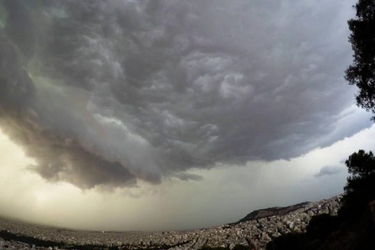 Το εντυπωσιακό time lapse από την καταιγίδα που «σάρωσε» την Αθήνα