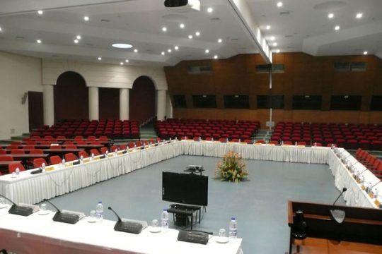 4,5 αδικαιολόγητες απουσίες
