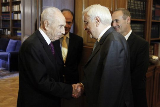 ΠτΔ: Η οικονομία να υπηρετεί τον άνθρωπο