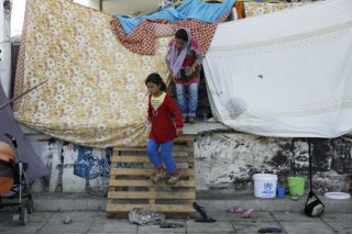 Προσφυγικό: λεφτά υπάρχουν, έργο δεν φαίνεται