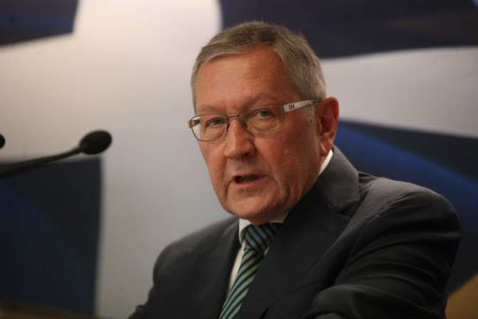 ESM: Να τηρηθεί ο στόχος για πρωτογενές πλεόνασμα 3,5% το 2018