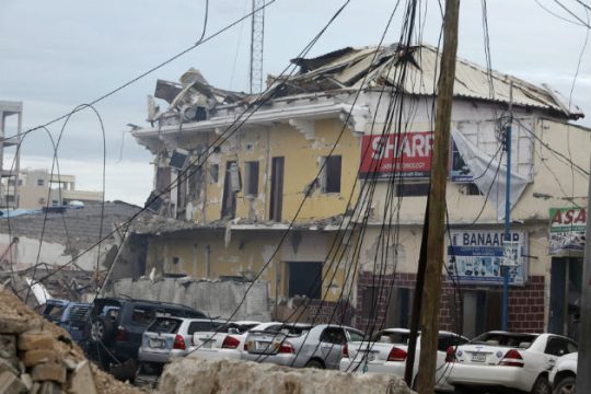 Πολύνεκρη επίθεση αυτοκτονίας σε ξενοδοχείο στο Μογκαντίσου