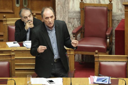 Με ονομαστική ψηφοφορία πέφτει η αυλαία για τον αναπτυξιακό