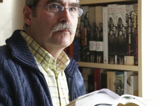 Η Ιστορία παίζει βιολί πάνω σε πτώματα