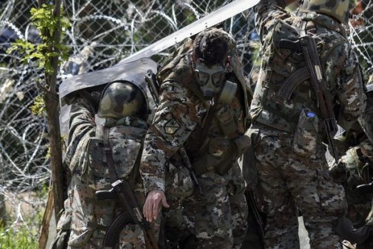 «Τρύπια» τα ελληνικά σύνορα