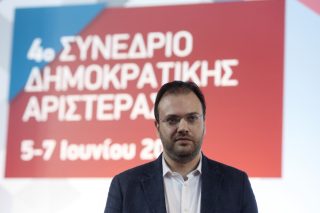 Ανακοίνωσε υποψηφιότητα και ο Θεοχαρόπουλος