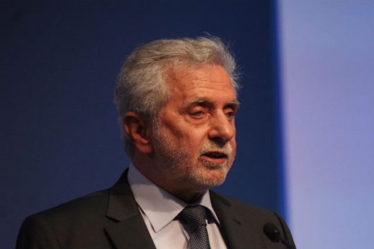 Μήνυμα Δρίτσα στους εργαζόμενους-απεργούς σε ΟΛΠ-ΟΛΘ