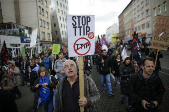 Οι μεγάλες εταιρείες… υπεράνω όλων