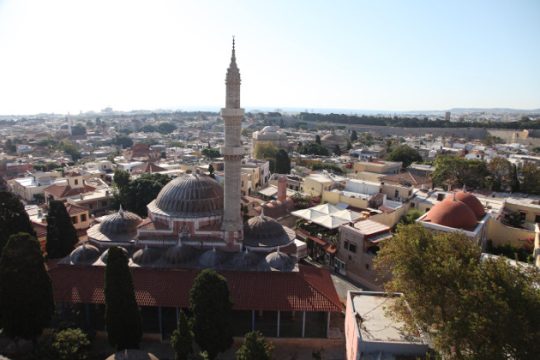 Υποκρισία και μισαλλοδοξία