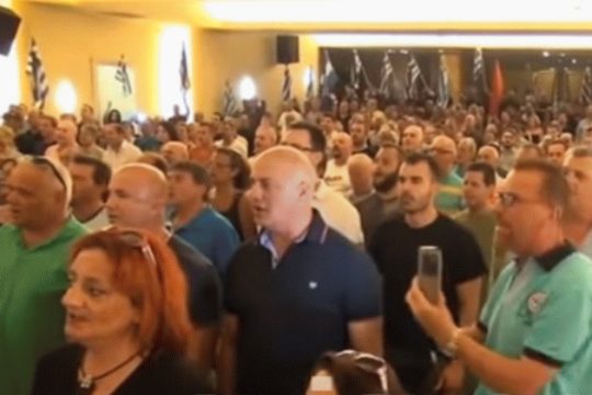 Η σχέση πρώην αστυνομικού διευθυντή με τη Χρυσή Αυγή