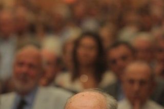 Κάτι ξέχασε ο επίτιμος