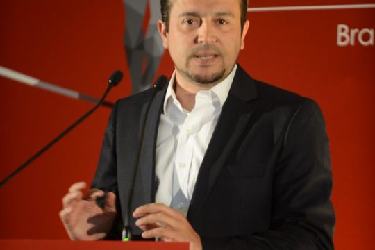 Ευρωπαϊκά λόμπι επιστρατεύουν οι καναλάρχες