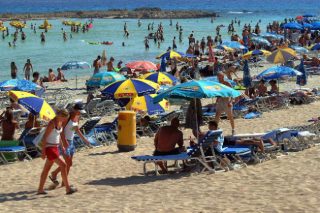 Σπάει όλα τα ρεκόρ ο τουρισμός στην Κύπρο τον Ιούνιο