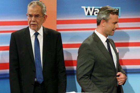Το αυστριακό δικαστήριο ανατρέπει τις προεδρικές εκλογές