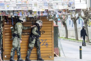 Ο Καμίνης προσφέρει αστυνόμευση, οι κάτοικοι δεν θέλουν αστυνομοκρατία