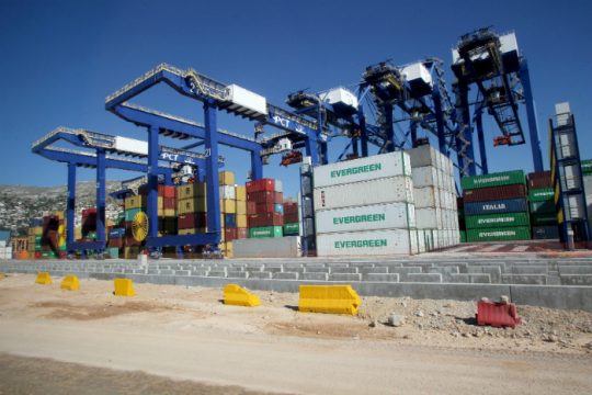 Ετοιμάζεται η COSCO για το μάνατζμεντ του ΟΛΠ