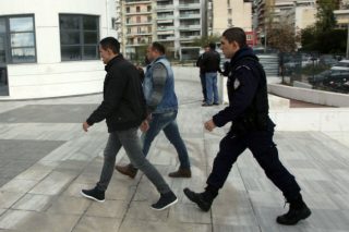 Οχι εγώ, ο άλλος…