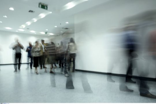 Σε επιτελικές θέσεις, αλλά με περιορισμούς