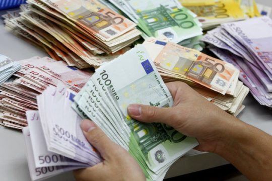 Αναδρομικά από τον Ιανουάριο ο πρόσθετος φόρος διανυκτερεύσεων