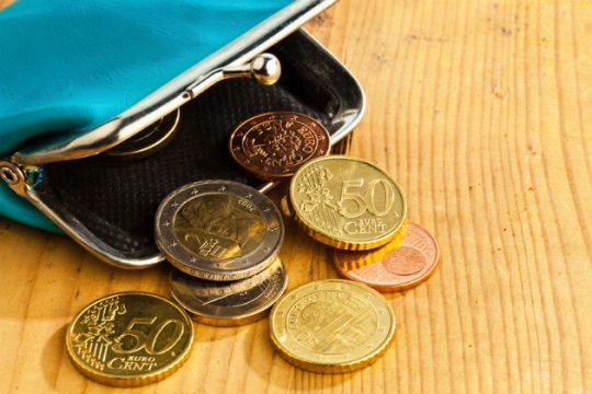 Ξεκίνησαν οι αιτήσεις για το «Κοινωνικό Εισόδημα Αλληλεγγύης»