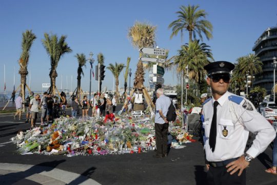 Νέες συλλήψεις για το τρομοκρατικό πλήγμα στη Νίκαια