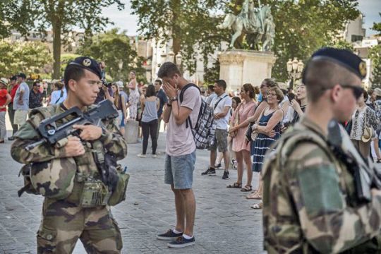 Ευκαιρία… για ξενοφοβία
