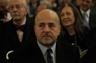 Και απολύει και λέει ψέματα ο Αλαφούζος