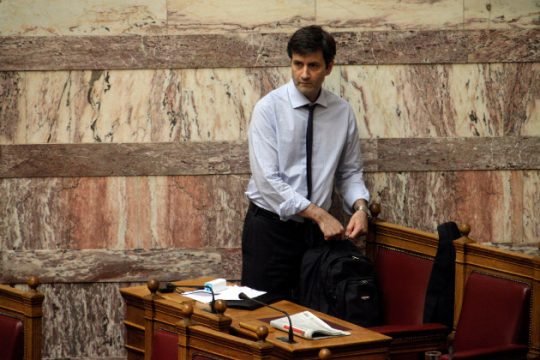 Ο Χουλιαράκης και το ελληνικό διαδίκτυο