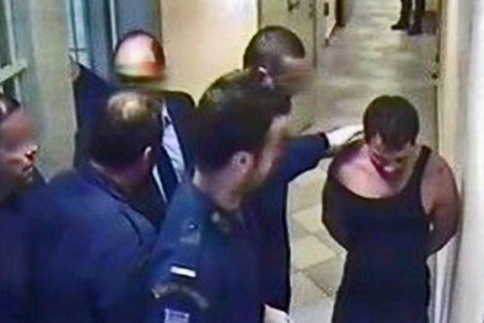 Νέες μαρτυρίες για τα βασανιστήρια