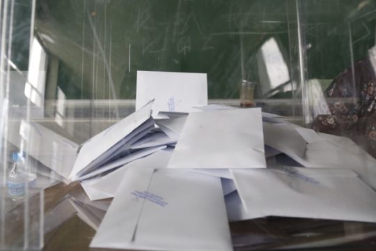 «Πρωτιά» ΝΔ δείχνουν δύο νέες δημοσκοπήσεις
