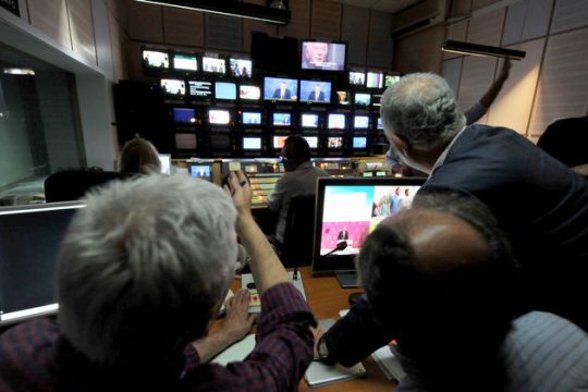Σκληρός τζόγος για τέσσερις άδειες