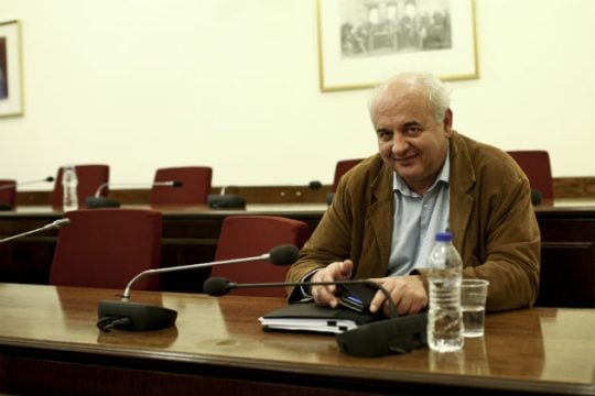 Το ΚΚΕ δεν ρωτάει…