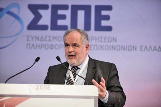 Μια επιστολή και μια απάντηση