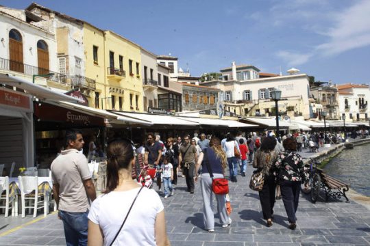 «Πρόωρες οι πρόβλεψεις για επιπτώσεις Brexit στον τουρισμό»