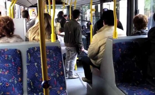 Το μαγικό λεωφορείο