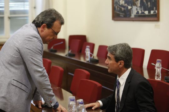 Εξεταστική Επιτροπή για δάνεια σε κόμματα και ΜΜΕ